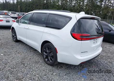 2022 Chrysler Pacifica Touring L из США, поврежденный, VIN 2C4RC1BG9NR212875